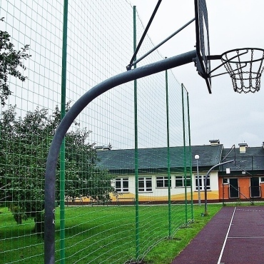 Piłkochwyt 4m wysokości   Siatka oczko 10x10cm   Grubość siatki 5mm