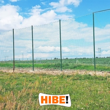 Piłkochwyt 4m wysokości   Siatka oczko 10x10cm   Grubość siatki 6mm