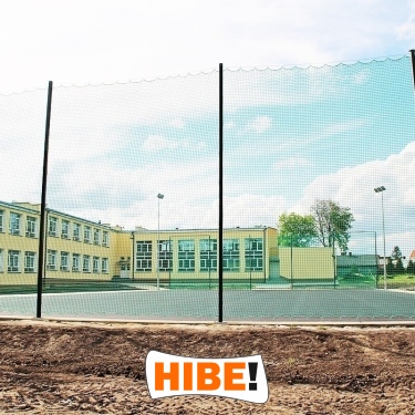 Piłkochwyt 4m wysokości   Siatka oczko 6x6cm   Grubość siatki 4mm