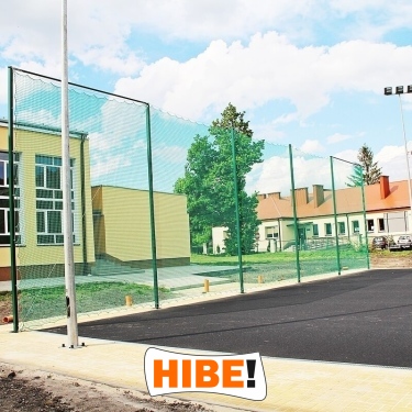 Piłkochwyt 5m wysokości   Siatka oczko 4,5x4,5cm   Grubość siatki 4mm