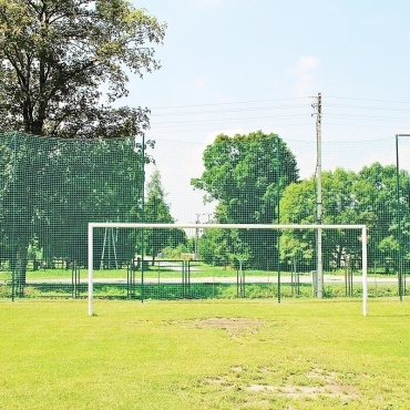 Piłkochwyt 5m wysokości   Siatka oczko 4,5x4,5cm   Grubość siatki 4mm