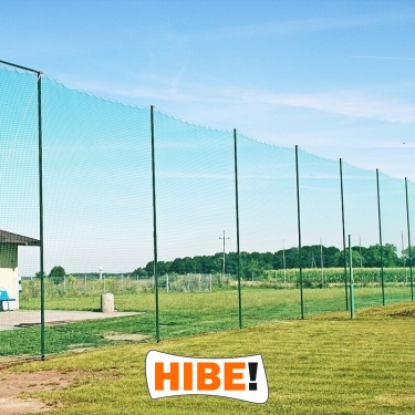 Piłkochwyt 5m wysokości   Siatka oczko 4,5x4,5cm   Grubość siatki 3mm