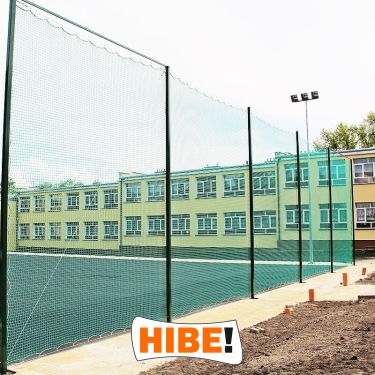 Piłkochwyt 5m wysokości   Siatka oczko 8x8cm   Grubość siatki 6mm