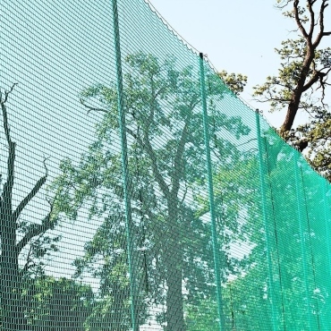 Piłkochwyt 6m wysokości   Siatka oczko 6x6cm   Grubość siatki 4mm