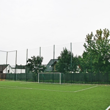 Piłkochwyt 4m wysokości   Siatka oczko 10x10cm   Grubość siatki 4mm