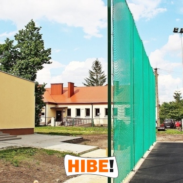 Piłkochwyt 5m wysokości   Siatka oczko 10x10cm   Grubość siatki 6mm