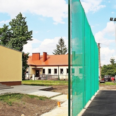 Piłkochwyt 5m wysokości   Siatka oczko 10x10cm   Grubość siatki 6mm