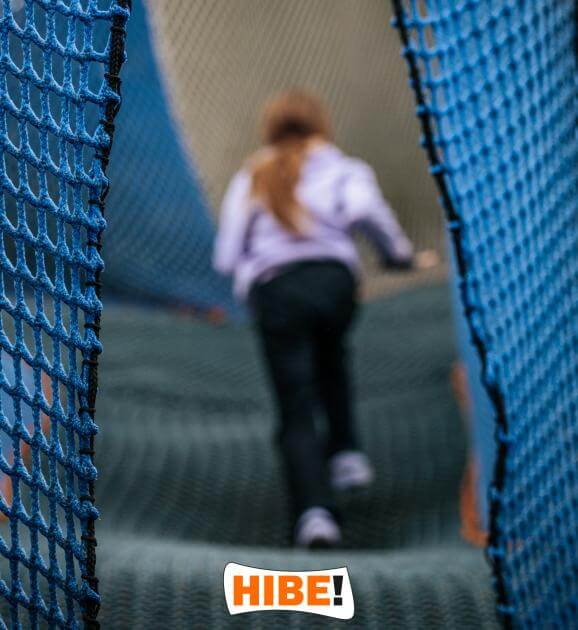 Siatki do ochrony dzieci na balkon